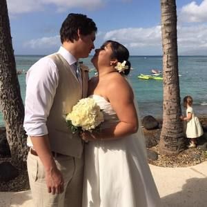 Meet your Posher, Anuhea